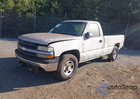 2000 Chevrolet Silverado 1500 z USA, uszkodzony, nr VIN 1GCEK14W1YE324271